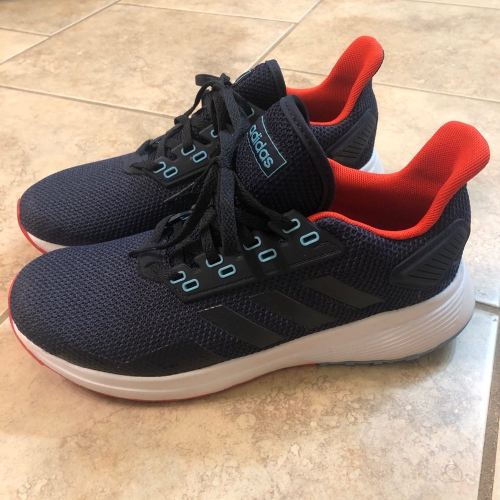 Women’s Adidas cloudfoam size 8.5 - Picture 6 of 11